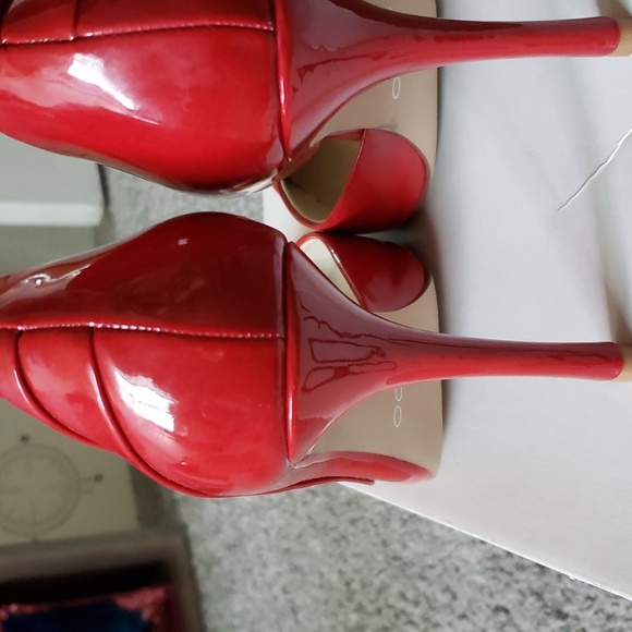 Womens Aldo Red Heels 👠 Size 40 US Size 9.5/10 - Picture 9 of 16